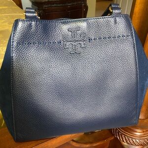 AUTHENTIC Tori Burch Navy Pebble Tote, excellent condition!